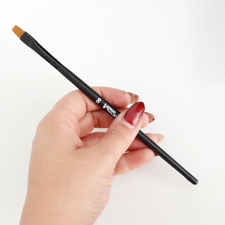قلم گریم ورگن مدل D102 سایز 8